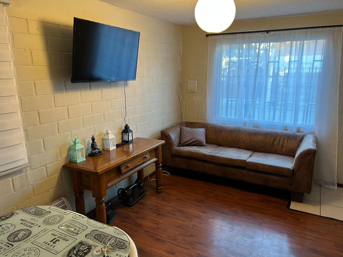 Apartamento - Cozy - Empresas - Factura - Aire Acondicionado - Parking - Wifi - Servicio Opcional Completa